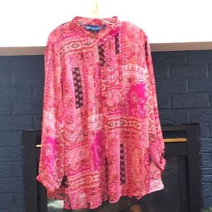 Susan Graver, size 3x, in excellent condition.